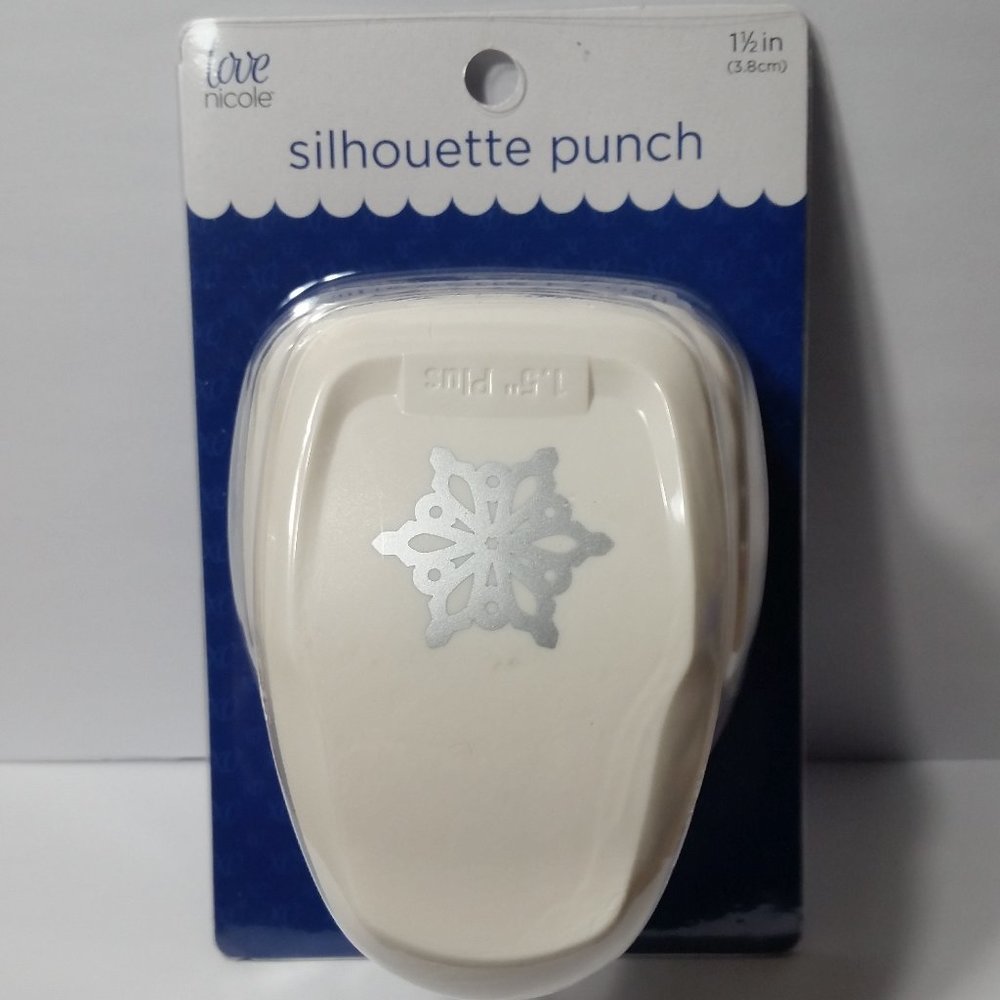 Lever Action Craft Punch Snowflake Christmas Snow Holiday